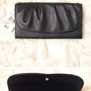 Kenneth Cole Reaction Clutch Wallet NWT